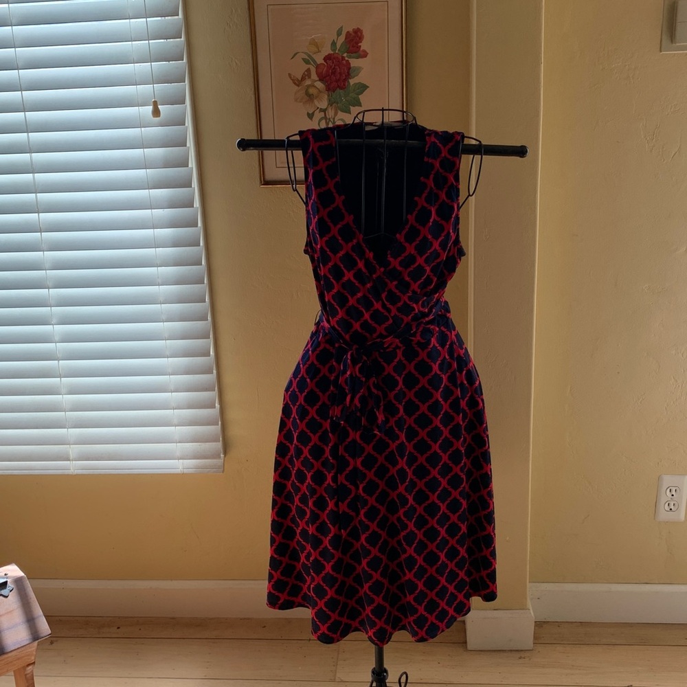 41 Hawthorn - Red and Black Geometric Pattern Dress